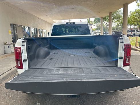 Used 2025 RAM 3500 Laramie image 38
