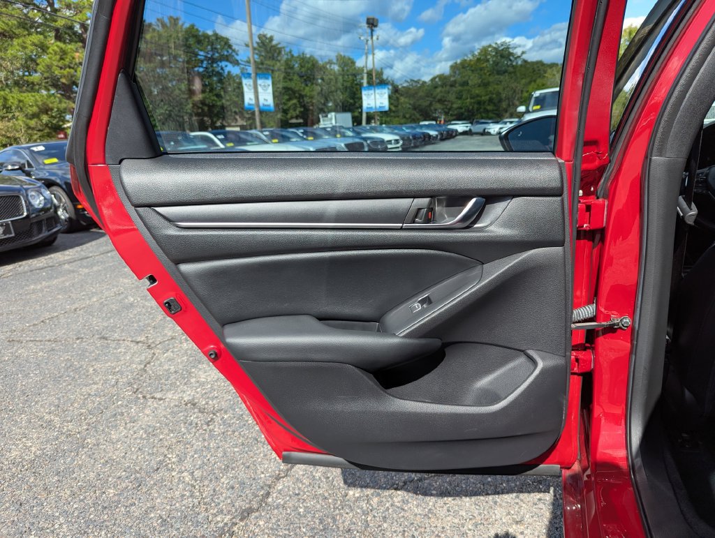 Used 2021 Honda Accord Sport image 36