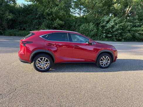 Used 2016 Lexus NX 200t AWD w/ Luxury Package image 19