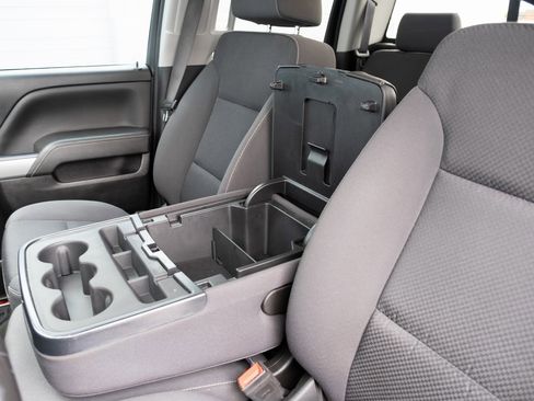 Used 2018 Chevrolet Silverado 1500 LT image 8