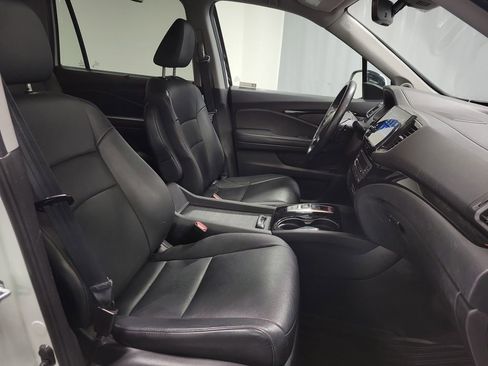 Used 2022 Honda Pilot Touring image 23