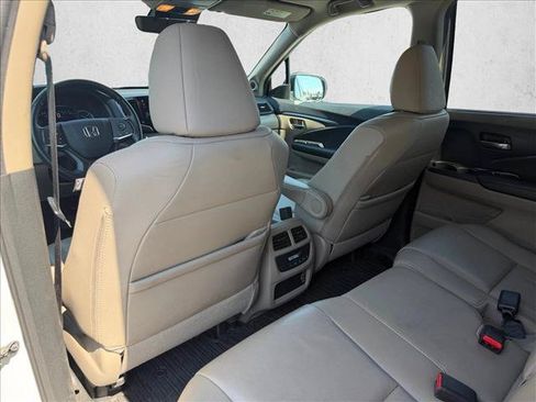 Used 2019 Honda Pilot EX-L image 18
