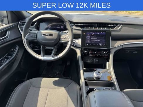 Used 2024 Jeep Grand Cherokee L Laredo w/ Luxury Tech Group I AWD/4WD image 11