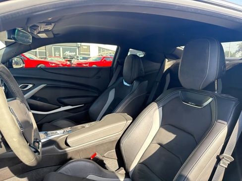 Used 2022 Chevrolet Camaro SS RWD image 7