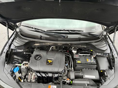 Used 2025 Kia Soul LX w/ LX Technology Package image 30