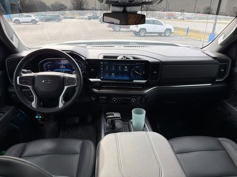 Used 2024 Chevrolet Silverado 1500 RST w/ Convenience Package II image 5