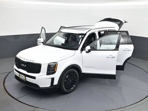 Used 2022 Kia Telluride EX w/ EX Premium Package AWD/4WD image 32