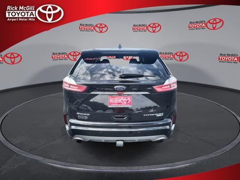 Used 2019 Ford Edge Titanium w/ Equipment Group 301A AWD/4WD image 7