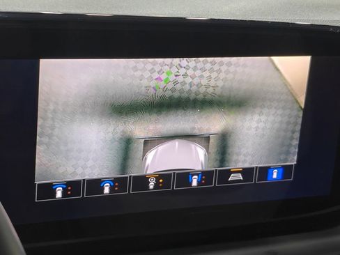 Used 2024 Buick Encore GX Avenir w/ Avenir Technology Package AWD/4WD image 44
