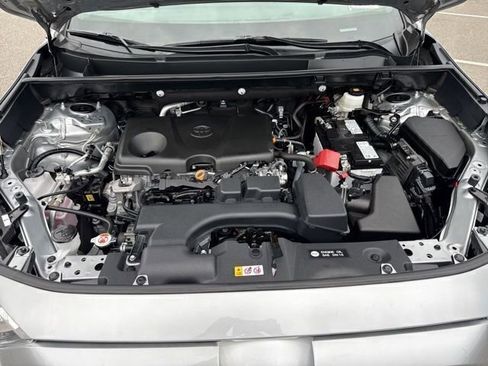 Used 2024 Toyota RAV4 XLE image 9