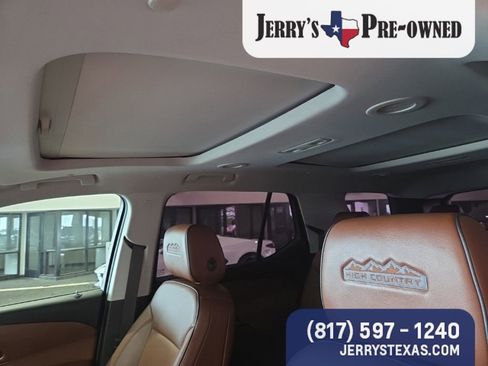 Used 2020 Chevrolet Traverse High Country FWD image 8