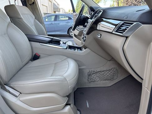 Used 2014 Mercedes-Benz GL 450 4MATIC image 37