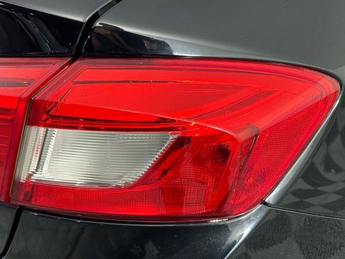 Used 2017 Chevrolet Cruze LS image 30