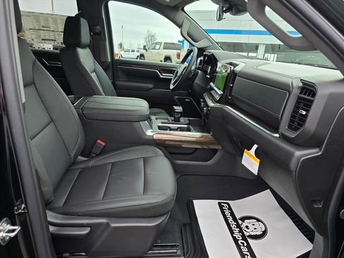 New 2026 Chevrolet Silverado 1500 RST w/ Convenience Package II AWD/4WD image 13