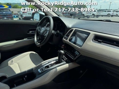 Used 2019 Honda HR-V EX image 13