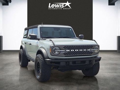 Used 2022 Ford Bronco Badlands AWD/4WD image 6