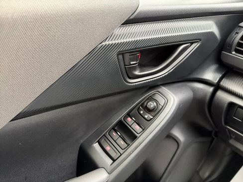 Certified 2024 Subaru Crosstrek 2.0i Premium image 19