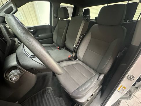 Used 2023 GMC Sierra 1500 Pro w/ Graphite Edition image 29