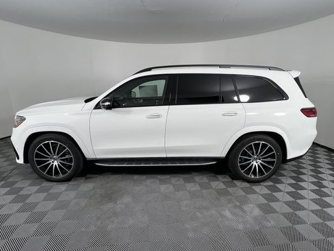 New 2026 Mercedes-Benz GLS 580 4MATIC image 9