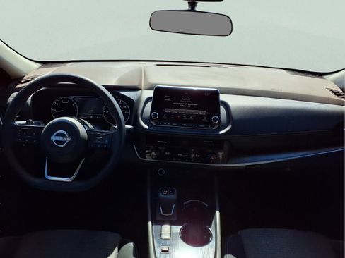 Used 2023 Nissan Rogue SV image 14