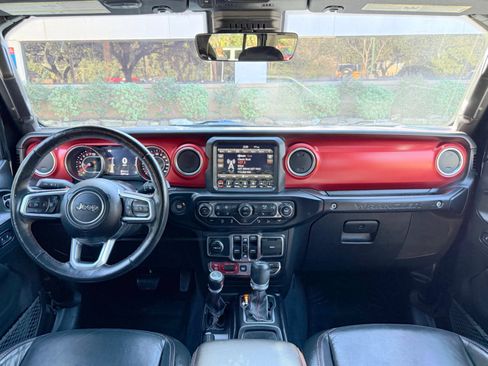 Used 2019 Jeep Wrangler Unlimited Rubicon image 29