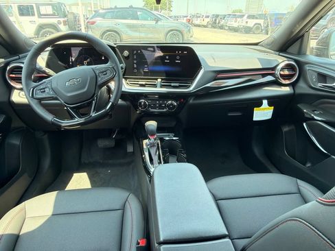 New 2026 Chevrolet Trax RS FWD image 15