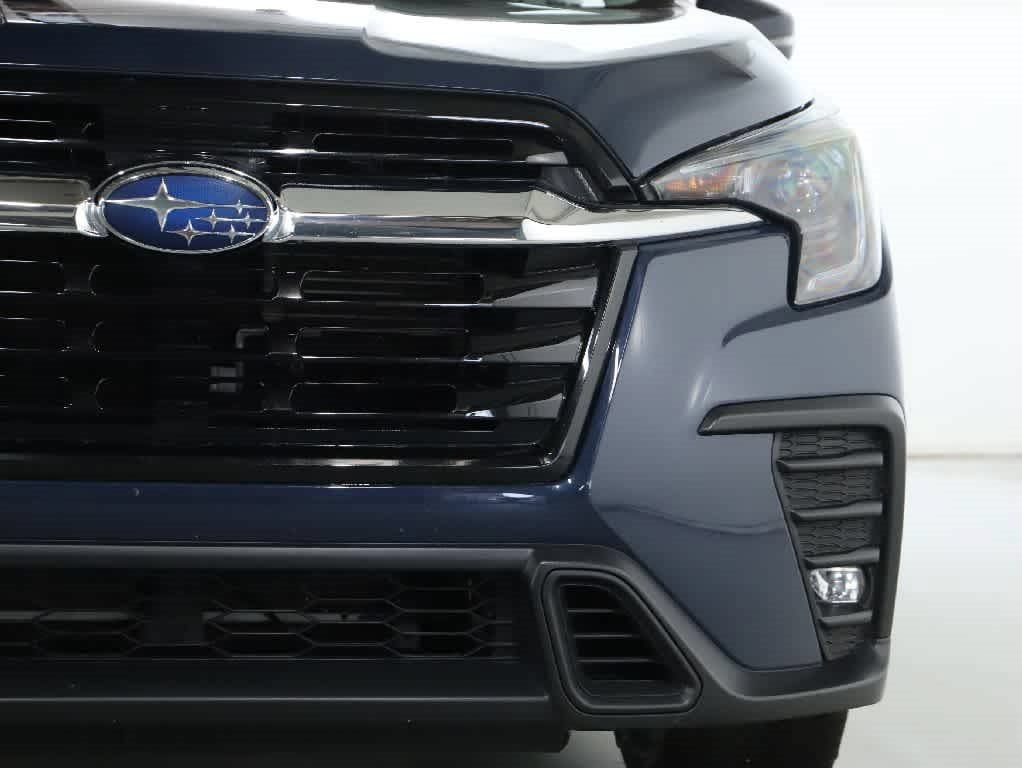 Used 2023 Subaru Ascent Limited AWD/4WD image 7