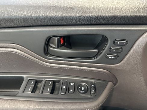 Used 2020 Honda Odyssey EX-L image 17