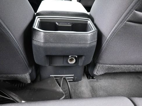 Used 2024 Toyota Tacoma SR AWD/4WD image 38