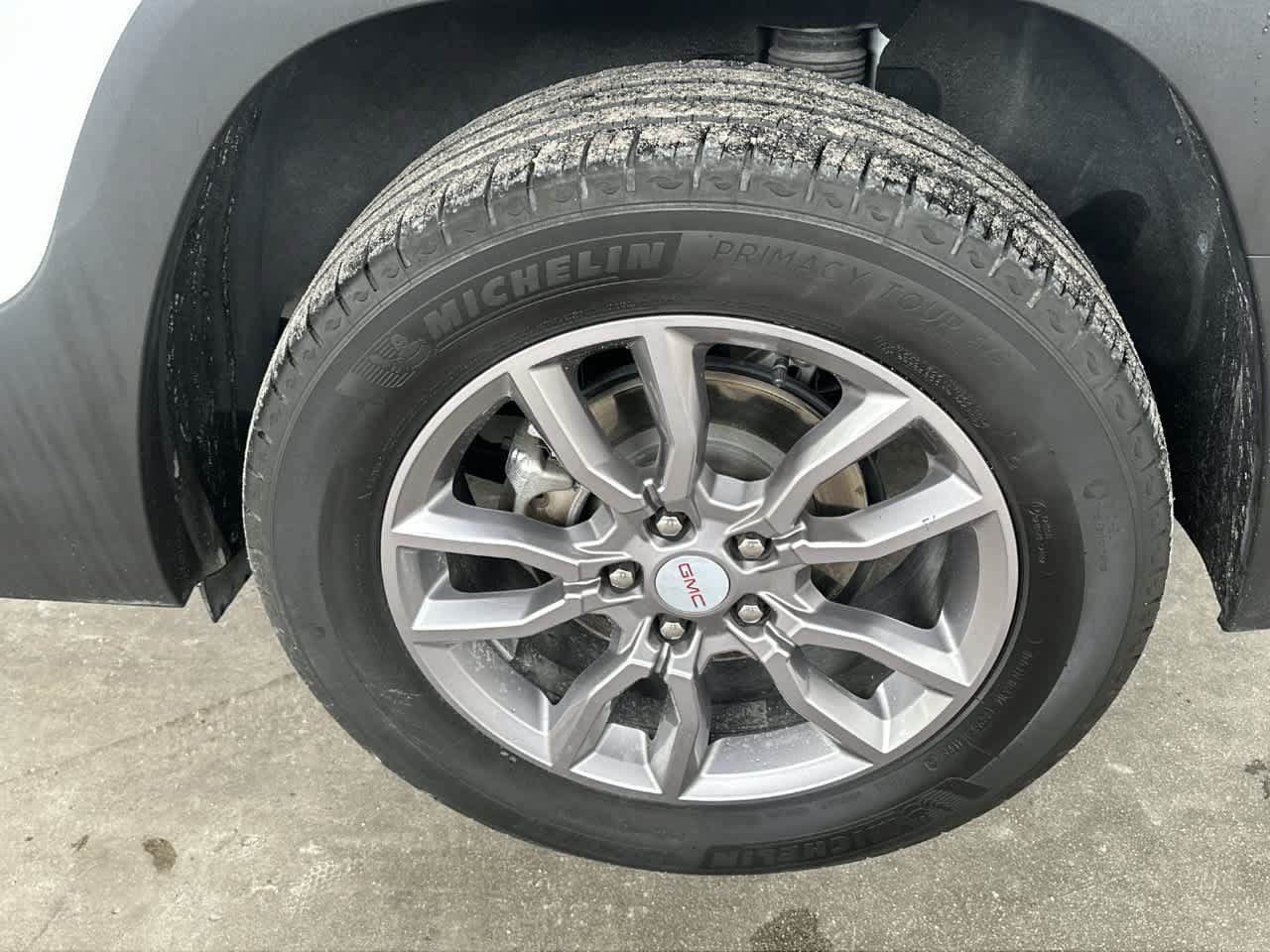 Used 2024 GMC Terrain SLT AWD/4WD image 11