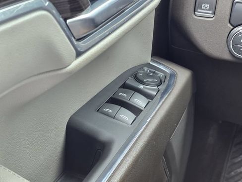 Used 2023 Chevrolet Silverado 1500 LT RWD image 16