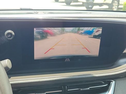 Used 2024 Buick Envista Sport Touring w/ Convenience II Package FWD image 28