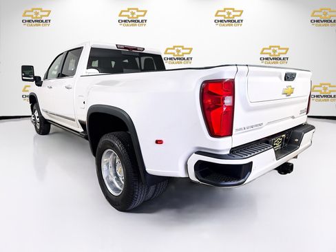 Used 2024 Chevrolet Silverado 3500 High Country w/ High Country Premium Package AWD/4WD image 6