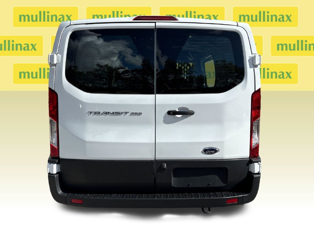 Certified 2025 Ford Transit 250 Low Roof w/ Exterior Upgrade Package RWD image 9