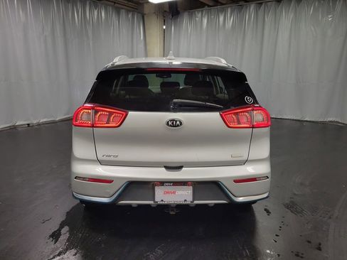 Used 2019 Kia Niro EX FWD image 8