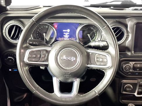 Certified 2022 Jeep Wrangler Unlimited Sahara AWD/4WD image 14