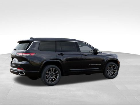 New 2025 Jeep Grand Cherokee L Overland w/ Advanced Protech Group III AWD/4WD image 4