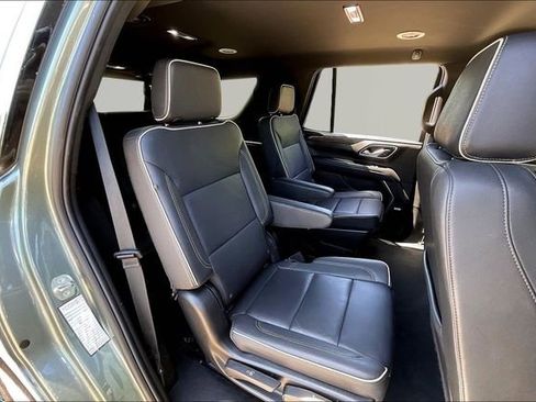 Used 2024 Chevrolet Tahoe Premier image 17