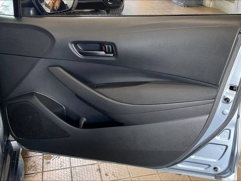 Used 2024 Toyota Corolla LE FWD image 21