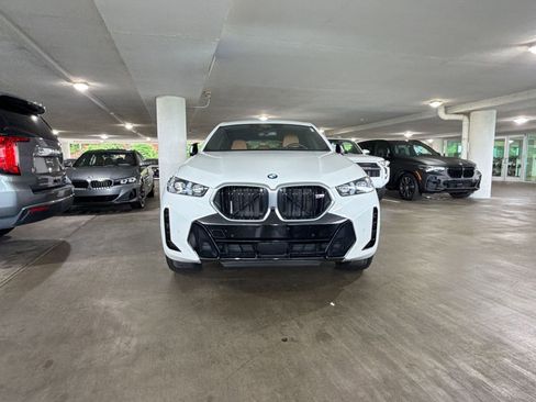 Used 2024 BMW X6 M60i AWD/4WD image 5