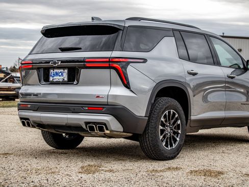 Used 2024 Chevrolet Traverse Z71 image 19