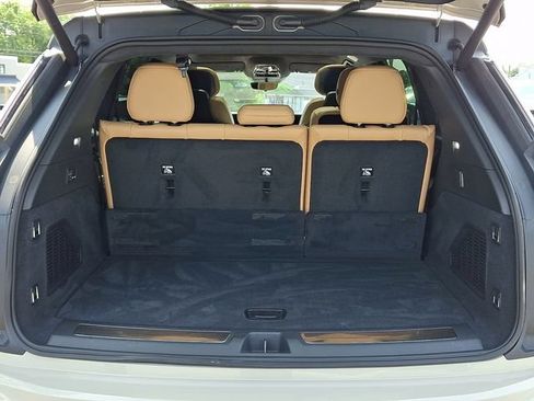 Certified 2026 Cadillac Escalade IQ Luxury 2 AWD/4WD image 28