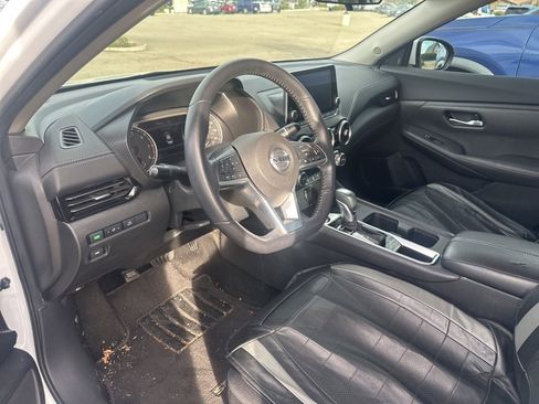 Used 2021 Nissan Sentra SV image 9