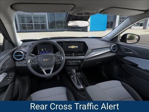 New 2026 Chevrolet Trax LT w/ Driver Confidence Package image 17