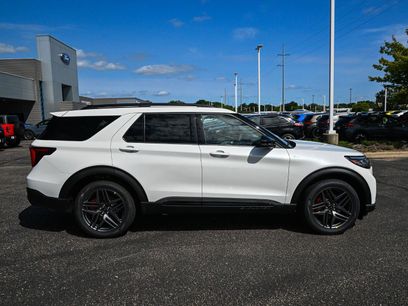 New 2026 Ford Explorer ST-Line w/ ST-Line Street Pack