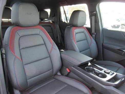 New 2026 Chevrolet Equinox RS w/ Convenience Package III image 9