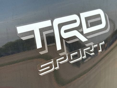 Used 2025 Toyota Tacoma TRD Sport AWD/4WD image 6