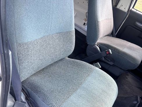 Used 1995 Ford E-250 and Econoline 250 image 15