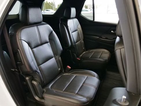 Used 2024 Chevrolet Traverse RS w/ LPO, Floor Liner Package image 17