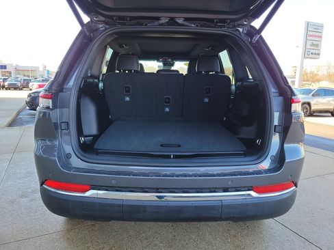 Used 2025 Jeep Grand Cherokee Limited w/ Trailer Tow Package image 21